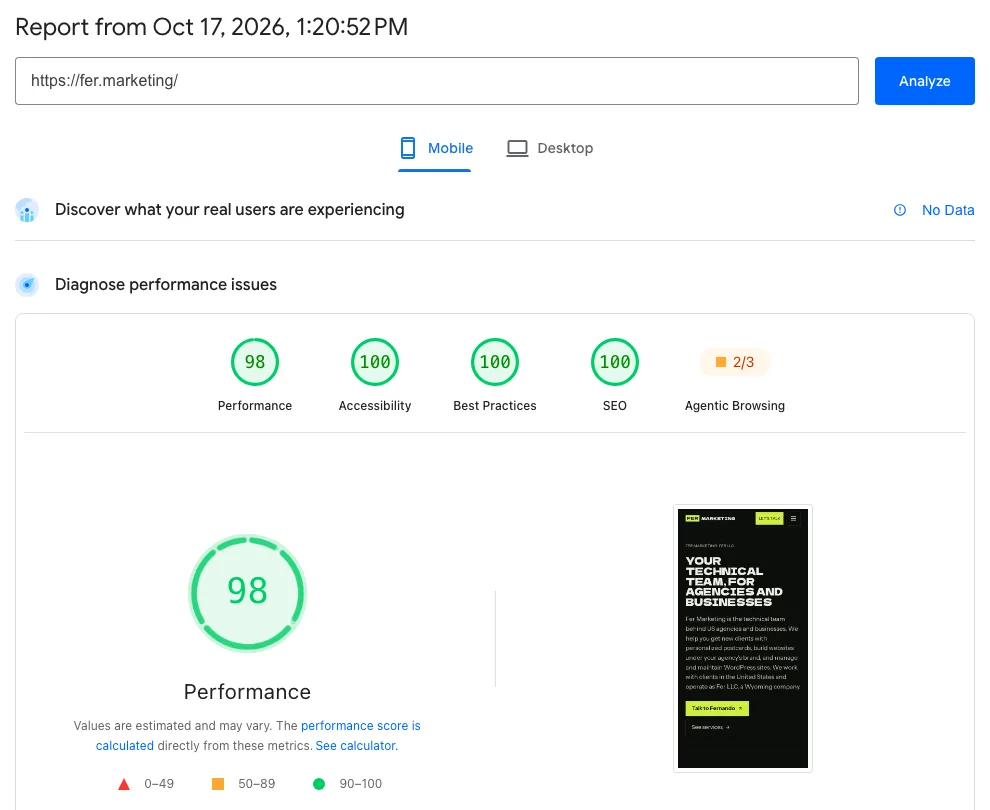 Reporte móvil de PageSpeed Insights de la portada de fer.marketing con rendimiento 98